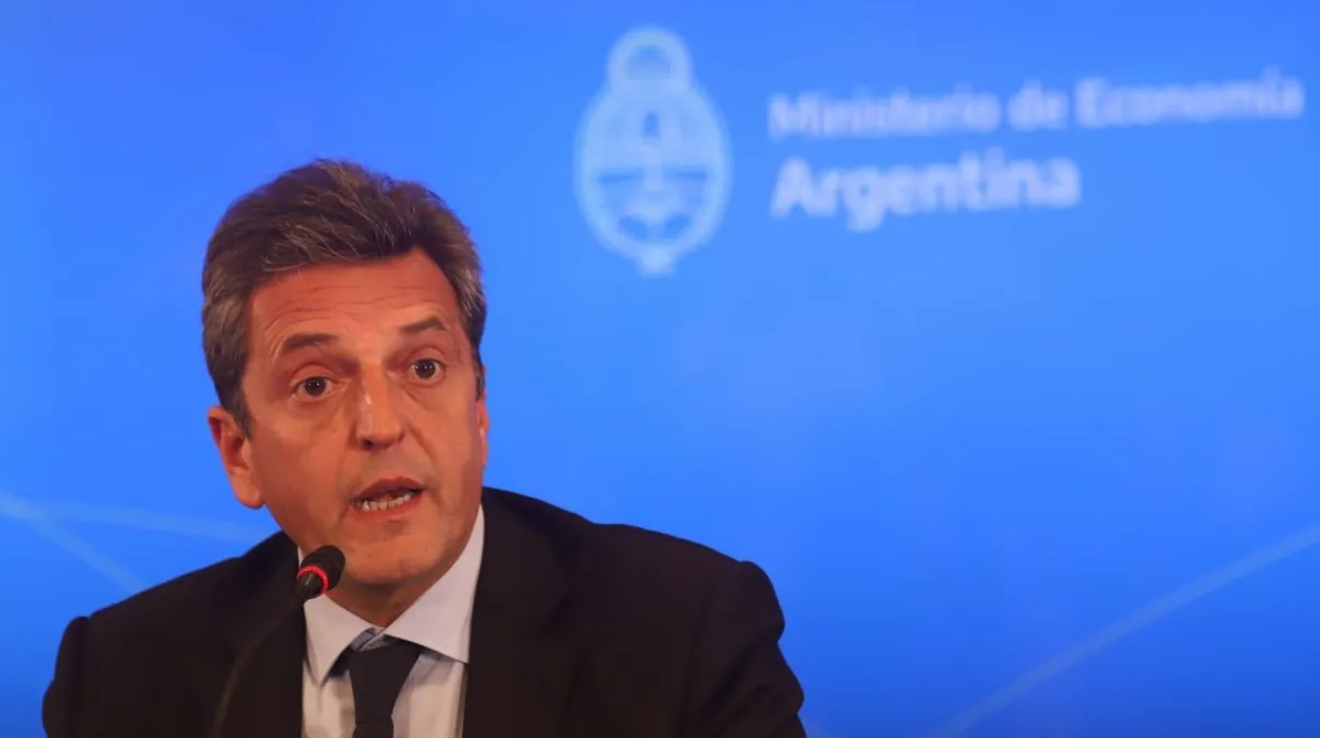 Massa sobre la inflación: “El objetivo es llegar a abril con el número 3 adelante”.