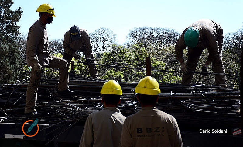 La construcción tiene empleo récord y la industria lleva 29 meses de crecimiento
