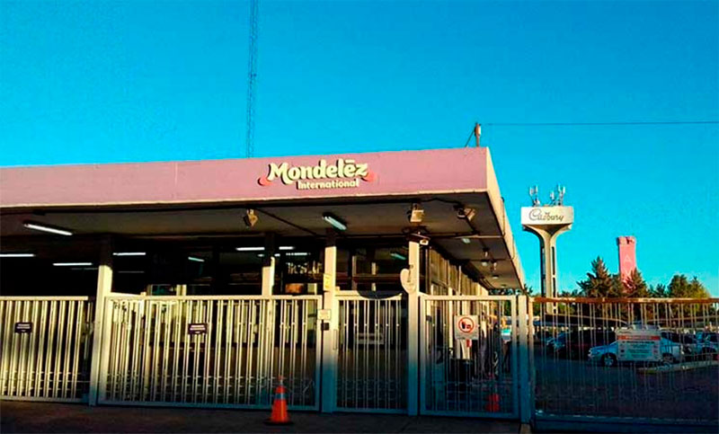 Denuncian que la multinacional Mondelez despedirá a 300 trabajadores