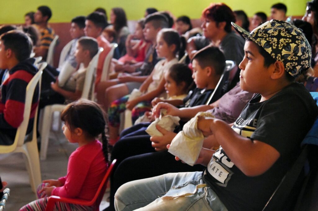 ¡Este sábado el Cine Móvil visitará barrio 2 de Abril!