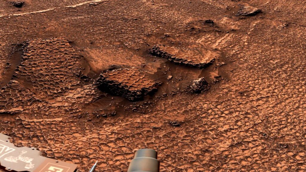Descubren un misterioso “panal” en Marte: ¿qué son los miles de polígonos captados por Curiosity?
